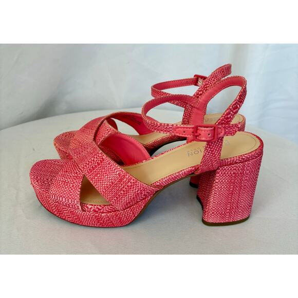 MIC - Picture 4 of 6